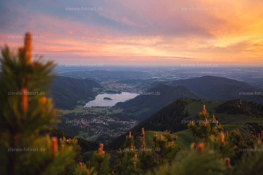 Sonnenaufgang am Schliersee | Sonnenaufgang am Schliersee - Realisiert mit Pictrs.com