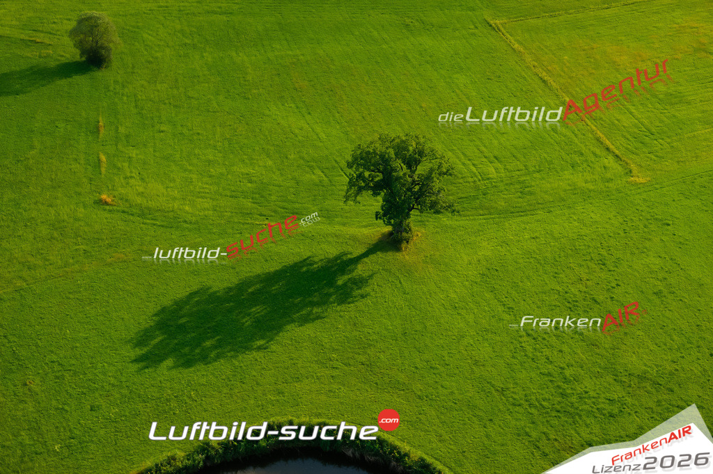 Die Luftaufnahme Roter-main - Kulmbach wurde vom UL-Flugzeug (keine Drohne) aus fotografiert.Hohe Druck- Auflösung-die Geschenkidee!