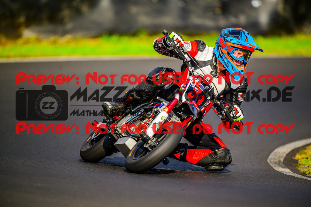 MaZZes_FotoMatrix_240917_6007705_7253 | 6_SBK