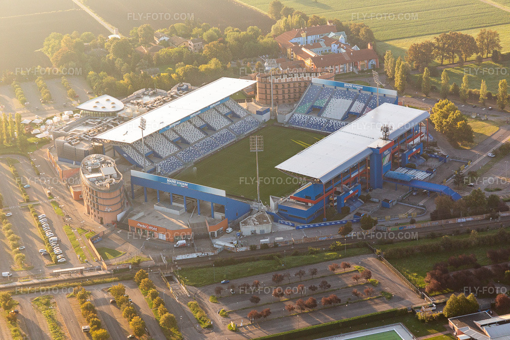 Aerial view: MAPEI Stadium – Città del Tricolore in Reggio nell’Emilia in the state Reggio Emilia, Italy.Photo: IMG_134824.jpg taken on 09/20/2022 by Werner Riehm/FLY-FOTO.comResolution of the original: 5472 x 3648 pxU.S. Sassuolo Calcio