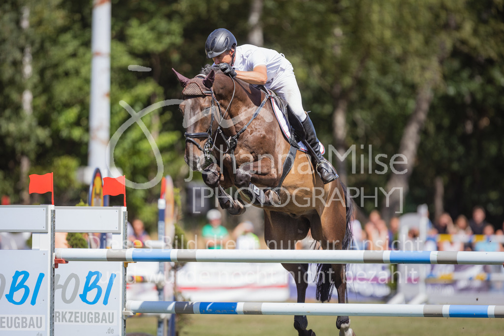 220717_LC_GroßerPreis-908 | Deine schönsten Turniermomente als professionelle Fotos! Entdecke hochwertige Pferdesport-Fotografie im Online-Shop. Jetzt Fotos finden & bestellen!