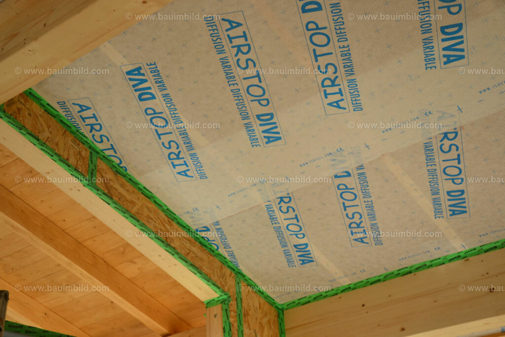 bib-lg13-holzbau-ausbau-0018 | Nach LV-Leistungsgruppen sortierte Detailfotos über den Bau eines Hauses. Alle Hausbau-Bilder direkt vom Urheber und Autor der Website Haus-Selber-Bauen.com