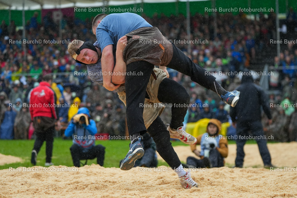 Lusterberger Marc-Schuler Alex | René Burch leidenschaftlicher Fotograf aus Kerns in Obwalden.  Hier finden sie Sport, Landschaft und Natur Fotografie.
 - Realisiert mit Pictrs.com