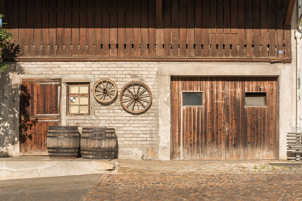 Ehemaliges Bauernhaus | in Bubendorf, Baselland, Schweiz. - Realisiert mit Pictrs.com