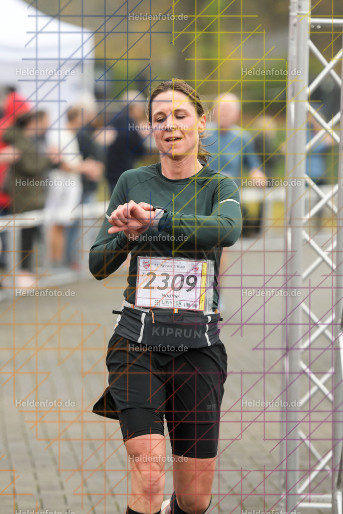 Neusser Erftlauf 2025  | 15km Neusser Erftlauf 2025 Foto: Heldenfoto.de