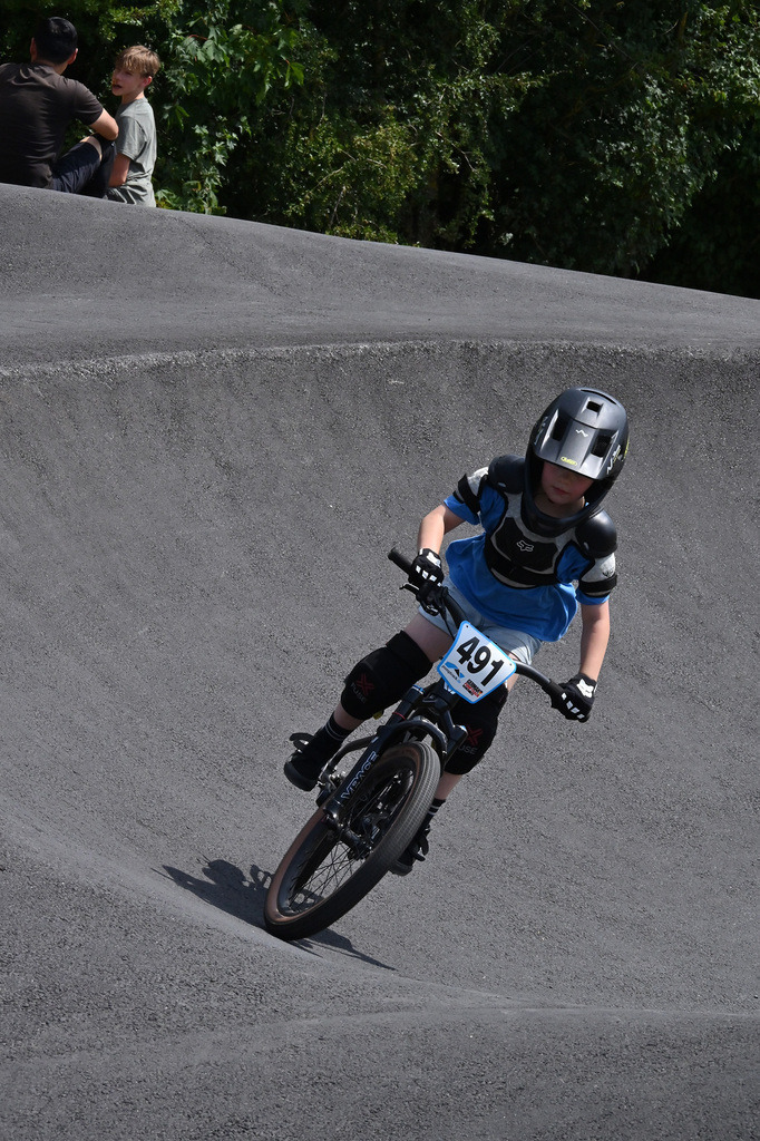 DSC_6545-cam-florian | German Pumptrack Series - Realisiert mit Pictrs.com
