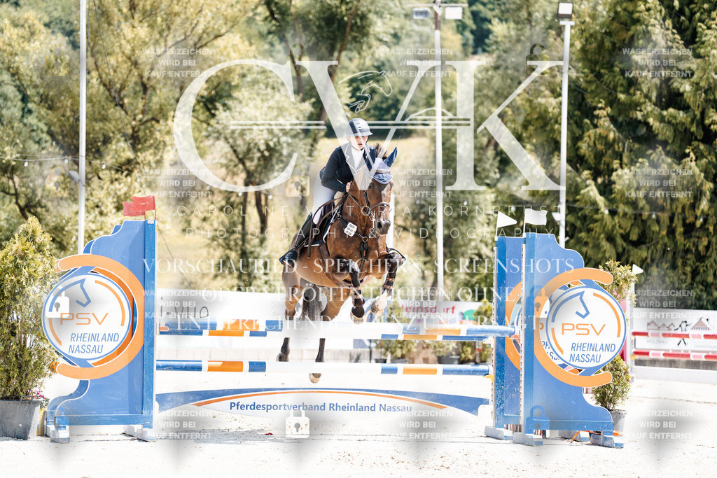 CK907712 | Turnierfotografie Pferdefotografie Trier Rheinland-Pfalz Pferdesport Reitsport Tierfotografie Sportfotografie Pferdevideo Pferdevideografie Equestrianvideography equestrianphotography  - Realisiert mit Pictrs.com