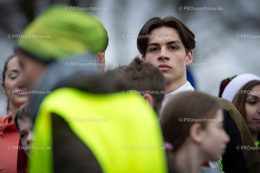 Bonner Nikolauslauf in Bonn, 08.12.2024 | Impressionen vom Bonner Nikolauslauf am 08.12.2024 in Bonn (Freizeitpark Rheinaue). Foto: BEAUTIFUL SPORTS/Axel Kohring