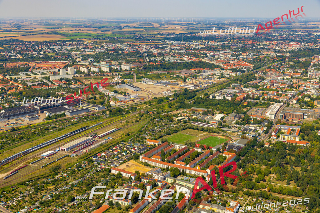 Luftbild Vs Google Maps  Fermersleben  Magdeburg -Das Luftbild wurde 2025 vom UL-Flugzeug heraus erstellt ( keine Drohnenluftbilder ) - Hochauflösende Luftaufnahme -Nicht vergleichbar mit Google Maps oder Satelittenbilder- Die Geschenkidee !Mit Lizenz und Bildrechte bestellbar