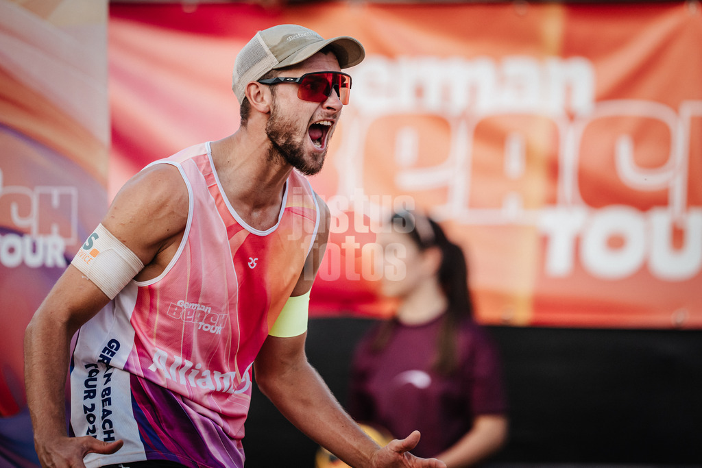 Beachvolleyball | Männer | Allianz German Beach Tour 2025 | Tourstop München | 05.07.2025 | Benedikt Sagstetter jubelt