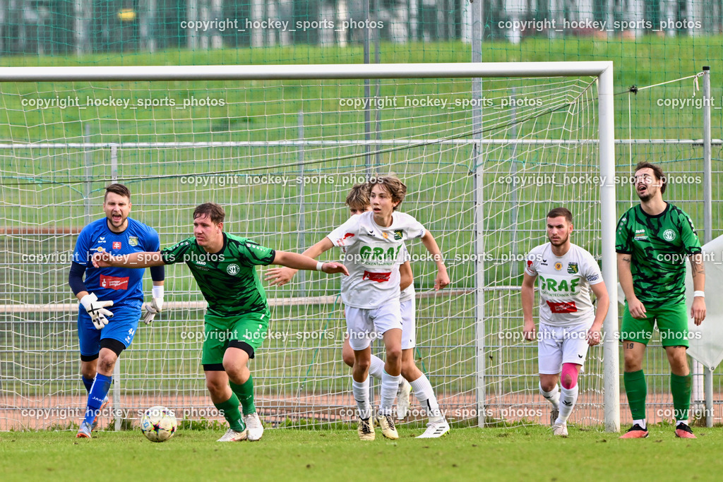 SC Landskron vs. Rapid Lienz | #44 Jakub Corej Rapid Lienz, #21 Fabio Gödel SC Landskron, #3 Valentin Christian Dorer Rapid Lienz, #7 Antonel Cabraja Rapid Lienz, #10 Nemanja Lukic SC Landskron, SC Landskron vs. Rapid Lienz, SC Landskron vs. Rapid Lienz am 22.09.2024 in Villach (Sportanlage Landskron), Austria, (Photo by Bernd Stefan)
