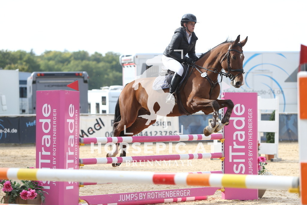 DL2Q2323 | Willkommen bei Brunnmayr - Design & Fotografie – Ihrem Spezialisten für Reitturniere und Pferdeveranstaltungen in Oberösterreich, Salzburg und Bayern! Seit über 17 Jahren sind wir leidenschaftlich dabei.