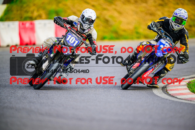 MaZZes_FotoMatrix_240609_6007705_7709 | YOUNGSTER