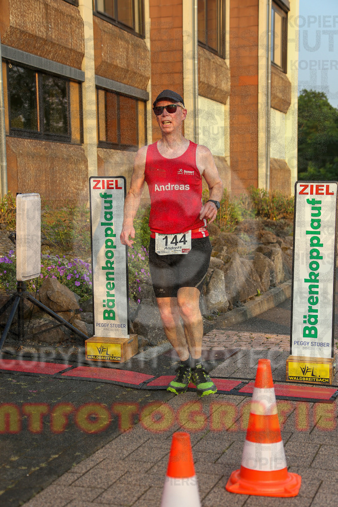240802_1944_EX1_6791 | Sportfotografie im Rhein-Sieg Kreis, Köln, Bonn, NRW, Rheinland Pfalz, Hessen, etc. Unser Tätigkeitsfeld umfasst den Laufsport vom Volkslauf über den Marathon, Duathlon, Triathon bis zum Ultralauf wie Kölnpfad Ultra oder Schindertrail.
