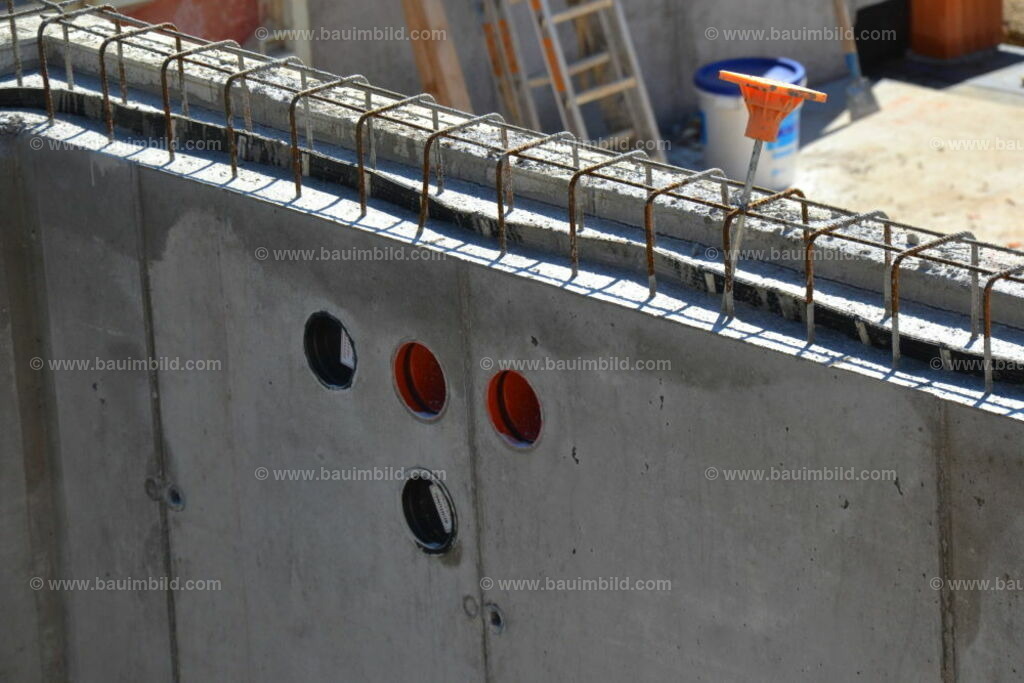 bib-lg04-betonarbeiten-0226 | Nach LV-Leistungsgruppen sortierte Detailfotos über den Bau eines Hauses. Alle Hausbau-Bilder direkt vom Urheber und Autor der Website Haus-Selber-Bauen.com