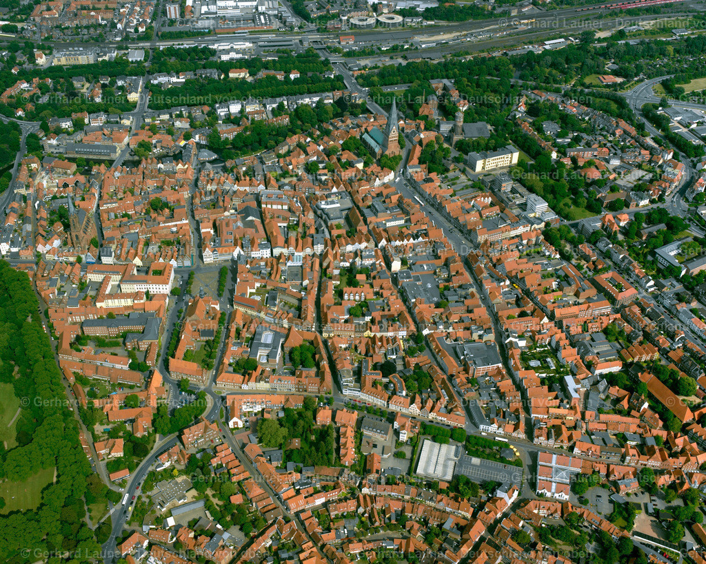 2416043 | Innenstadtbereich, Lüneburg, Aufnahmedatum 2004