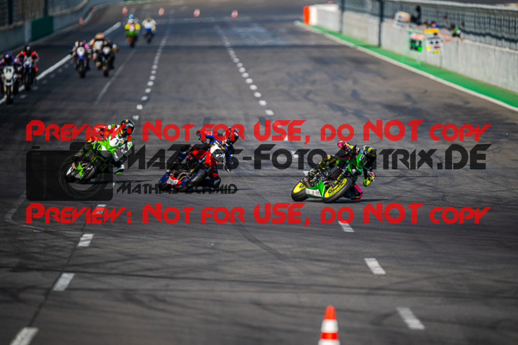 MaZZes_FotoMatrix_220508_98144 | Fotograf Mathias Schmid
Sportfotograf,
Eventfotograf,
Hochzeitsfotograf,
Portraitfotograf