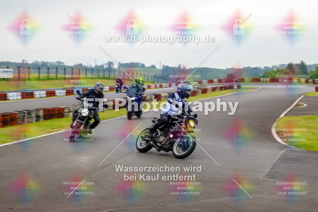 OBK-5376 | Hier findet Ihr Bilder von Touristenfahrten auf der Nürburgring Nordschleife oder von anderen Veranstaltungen die ich besucht habe. Viel Spass beim Durch Schauen 