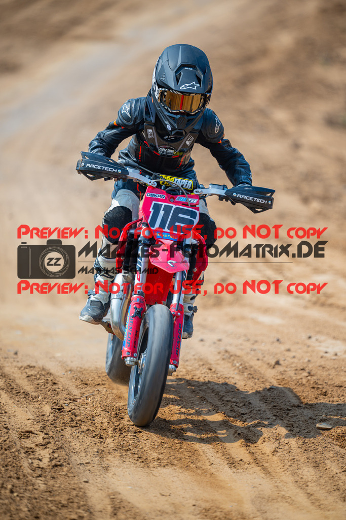 MaZZes-Fotomatrix-20260816-615366 | ROOKIES