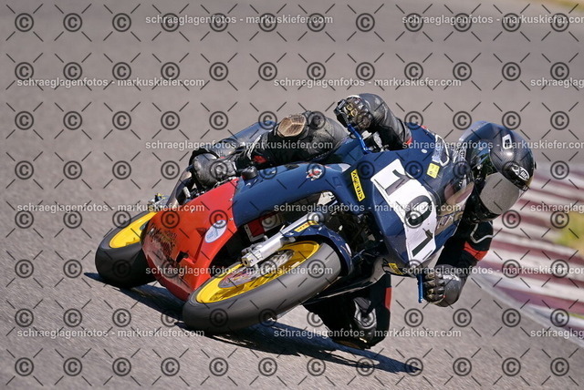 26bt04-0848 | markuskiefer.com - Realisiert mit Pictrs.com