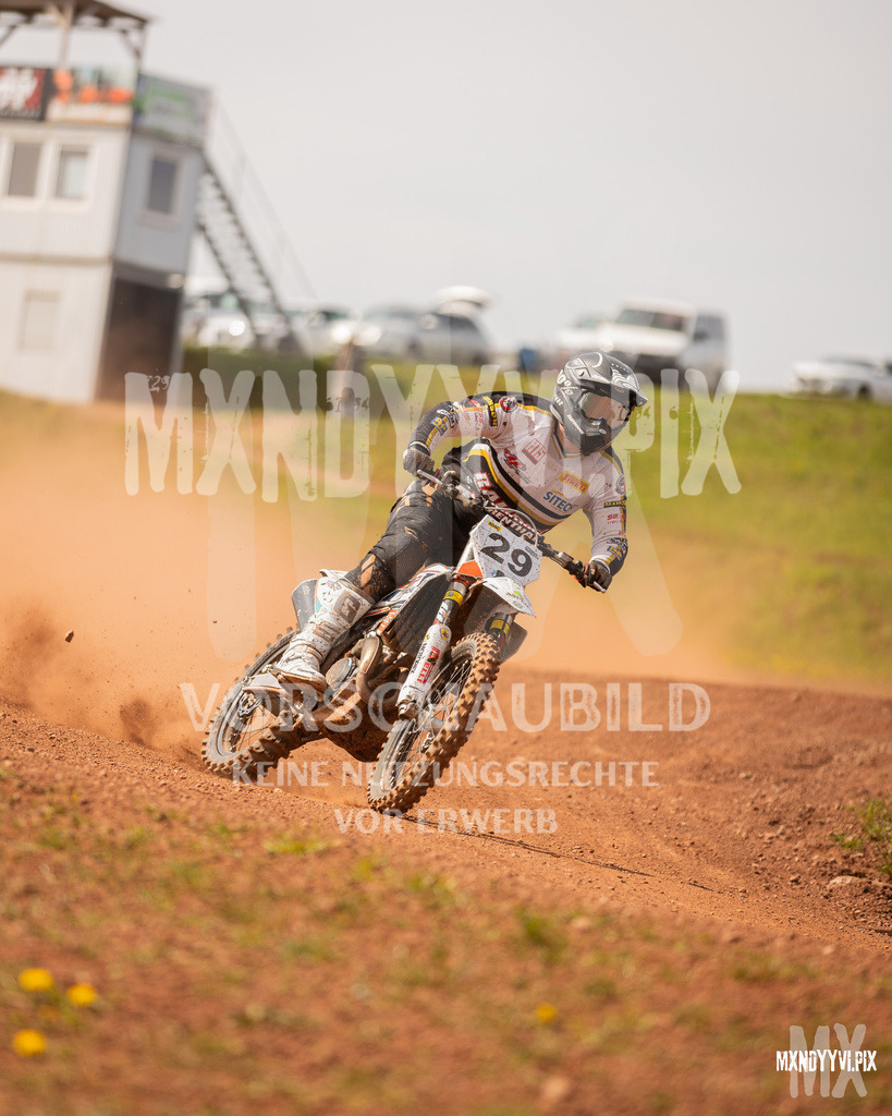 866A4204 | mxndyyvipix