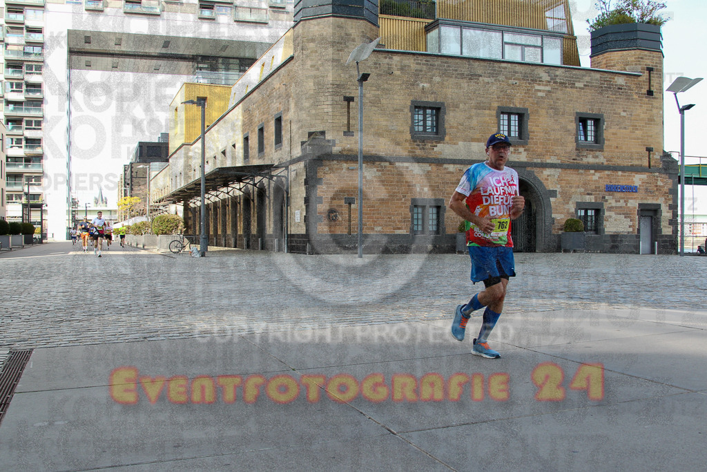 250920_1455_EV4_7603 | Sportfotografie im Rhein-Sieg Kreis, Köln, Bonn, NRW, Rheinland Pfalz, Hessen, etc. Unser Tätigkeitsfeld umfasst den Laufsport vom Volkslauf über den Marathon, Duathlon, Triathon bis zum Ultralauf wie Kölnpfad Ultra oder Schindertrail.
