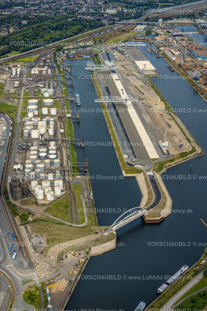 Duisburg240704847-Nord | Luftbild, Duisburg-Nord, duisport Hafen Duisburg mit Ölinsel und Kohleninsel, Ruhrort, Duisburg, Ruhrgebiet, Nordrhein-Westfalen, Deutschland