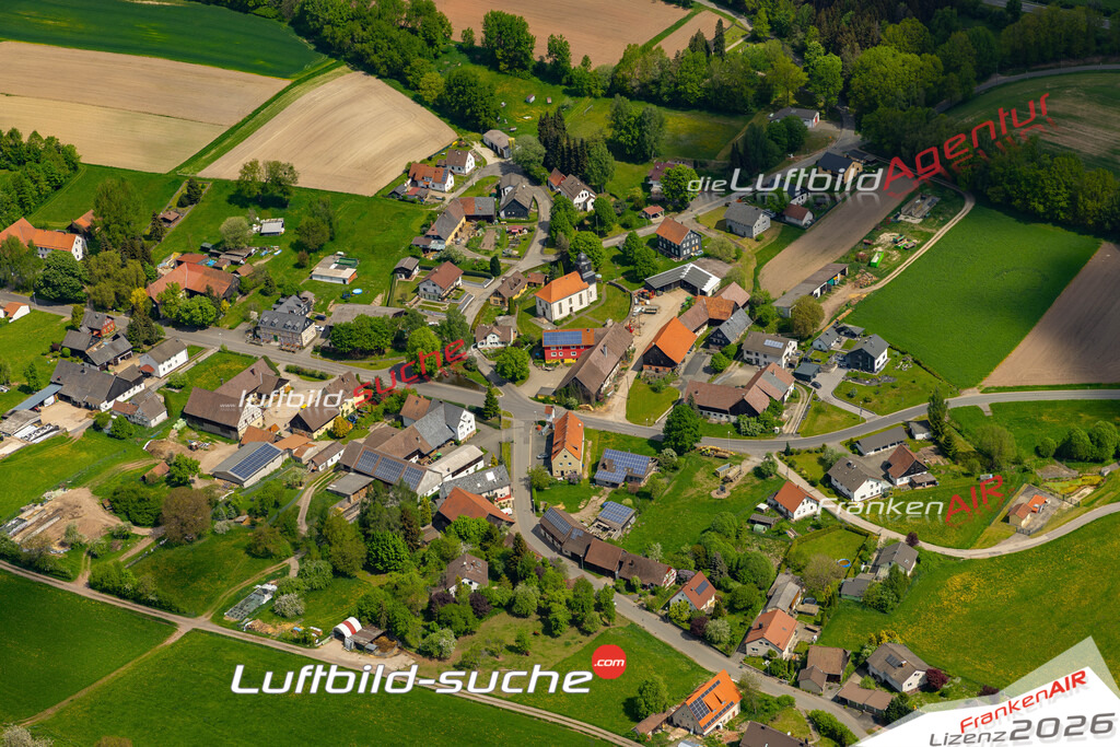 Die Luftaufnahme Rottenbach - Lautertal wurde 2022 vom Flugzeug aus (keine Drohne) erstellt. Hohe Auflösung -für große Poster und Wandbilder geeignet - Garantiert!