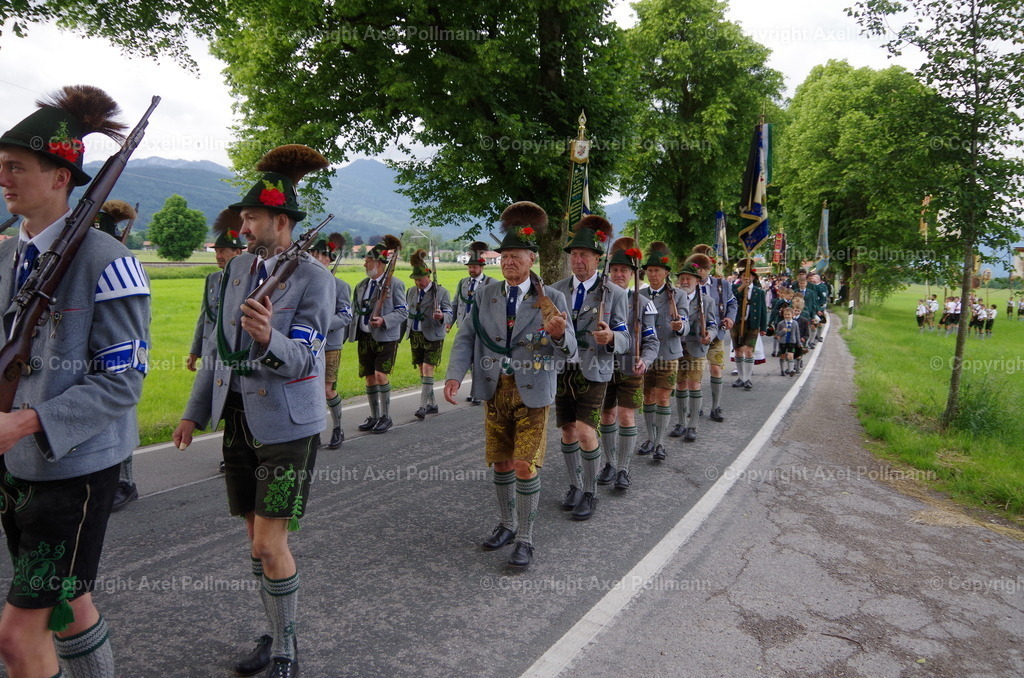 IMGP6083 | fotografiert von Axel PollmannLeonhardi Wallfahrt Benediktbeuern und Murnau, Fronleichnam, Fasching, Landschaft im Loisachtal und Benediktbeuern  - Realisiert mit Pictrs.com