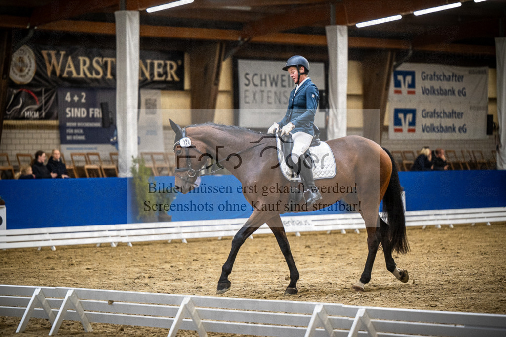 DOS_0488 | Entdecke hochwertige Reitturnierfotos von Foto Oger. Professionell, emotional und authentisch – jetzt Lieblingsmomente im Shop bestellen.Deutschlandweite Turnierfotografie. - Realisiert mit Pictrs.com