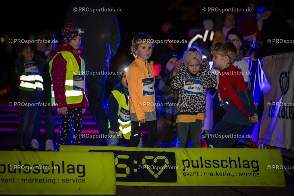 Martinslauf Sindorf 2023 in Kerpen-Sindorf, 09.11.2023 | Impressionen vom Martinslauf Sindorf 2023 am 09.11.2023 in Kerpen-Sindorf (Nordrhein-Westfalen).