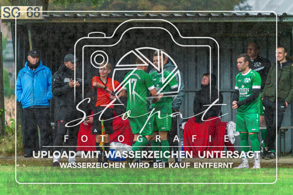 SGWFGFS-1057 | Tim Gaumer (SG Wintermoor/Schuelern #17) beim Herren Kreisliga HK Spiel zwischen SG Schulern/Wintermoor und FG Fulde-Stellichte im Stadion Wintermoor, Schneverdingen (Simon Paul Stopat) - Realisiert mit Pictrs.com