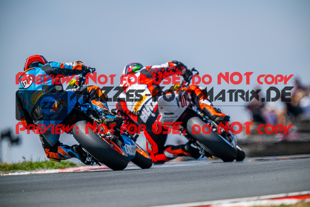 MaZZes_FotoMatrix_220722_3808 | SIDECAR