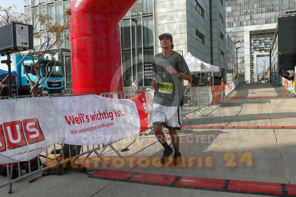 250920_1552_EX1_0784 | Sportfotografie im Rhein-Sieg Kreis, Köln, Bonn, NRW, Rheinland Pfalz, Hessen, etc. Unser Tätigkeitsfeld umfasst den Laufsport vom Volkslauf über den Marathon, Duathlon, Triathon bis zum Ultralauf wie Kölnpfad Ultra oder Schindertrail.