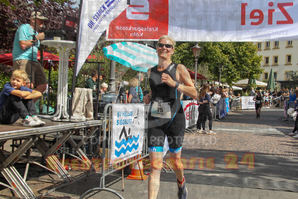 250824_1249_EV4_9520 | Sportfotografie im Rhein-Sieg Kreis, Köln, Bonn, NRW, Rheinland Pfalz, Hessen, etc. Unser Tätigkeitsfeld umfasst den Laufsport vom Volkslauf über den Marathon, Duathlon, Triathon bis zum Ultralauf wie Kölnpfad Ultra oder Schindertrail.