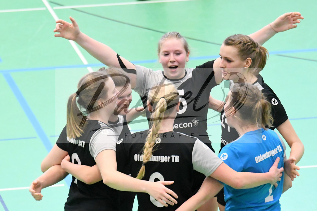 20200202_VCOOTB_0079 | Volleyball, Frauen:   waehrend des Spiels der Regionalliga NordWest zwischen VC Osnabrueck und Oldenburger TB in der Schlosswall-Halle am 02.02.2020 in Osnabrueck, Deutschland. - Realisiert mit Pictrs.com