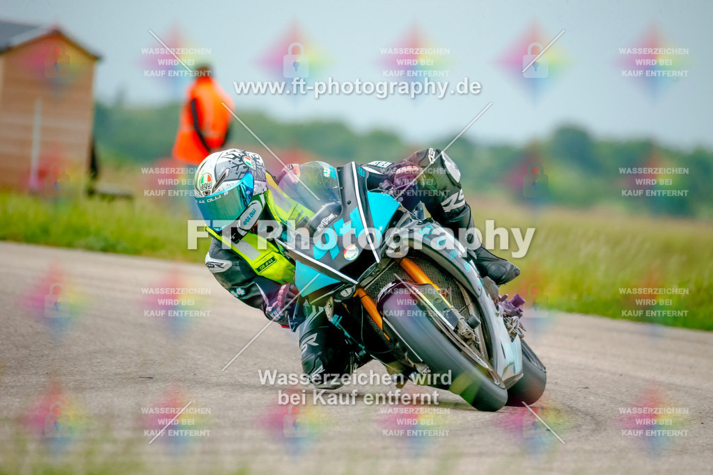 _MOT2204 | Hier findet Ihr Bilder von Touristenfahrten auf der Nürburgring Nordschleife oder von anderen Veranstaltungen die ich besucht habe. Viel Spass beim Durch Schauen 