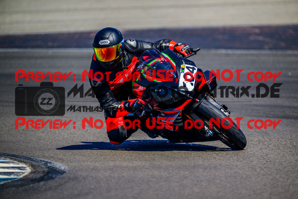 MaZZes_Fotomatrix_20250519_6007705_1777 | GELB