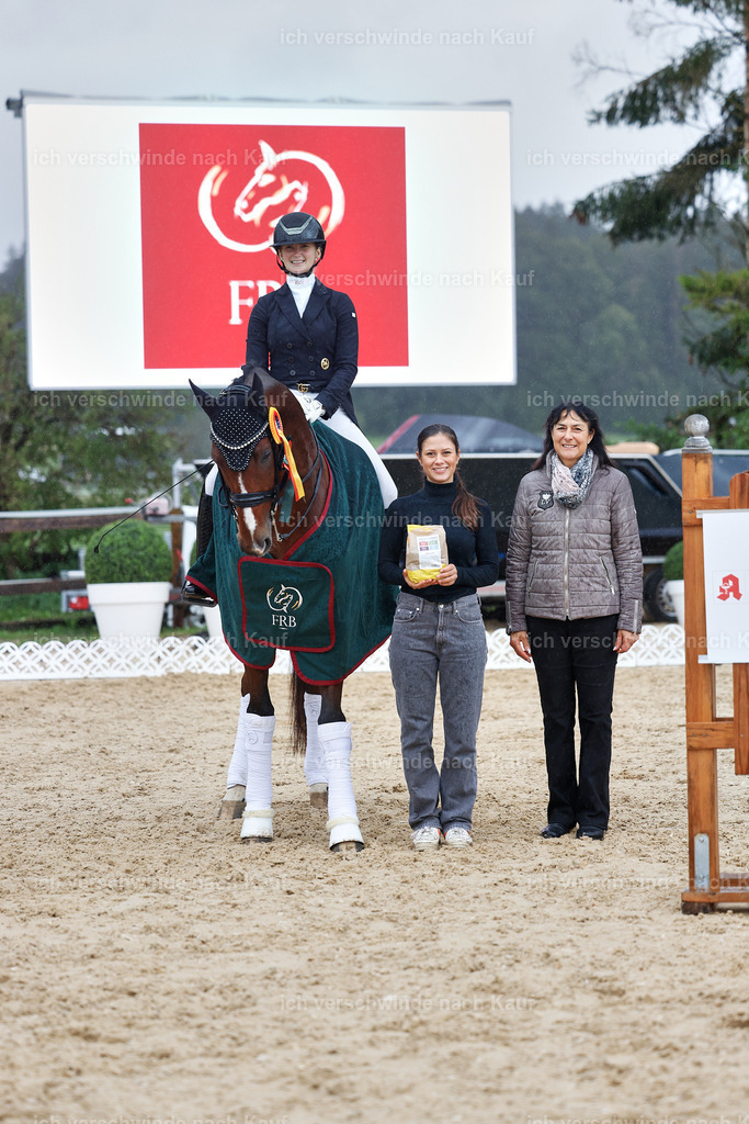 07-Siegerehrung-DRESSUR  S___  -StoibPH-5096 | working equitationturnier fotograf videograf stoibphotography marixx film working equitation deutschland reitsport turnierfotografie eventfotografie equestrian events