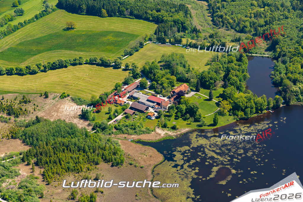 Aktuelles Luftbild von deixlfurtersee Tutzing - Die Luftaufnahme wurde 2021 mittels UL-Flugzeug erstellt ( keine Drohne ) - hochauflösende Kamera-Systeme von  Canon -Beste Qualität - Für grossformatige Ausdrucke geeignet. Die Geschenkidee !