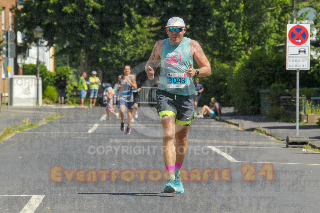 250621_1148_EV4_5200 | Sportfotografie im Rhein-Sieg Kreis, Köln, Bonn, NRW, Rheinland Pfalz, Hessen, etc. Unser Tätigkeitsfeld umfasst den Laufsport vom Volkslauf über den Marathon, Duathlon, Triathon bis zum Ultralauf wie Kölnpfad Ultra oder Schindertrail.