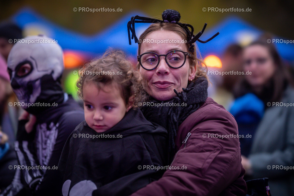 Halloween Run 2025 in Koeln, 31.10.2025 | Impressionen vom Halloween Run 2025 am 31.10.2025 in Koeln (Forstbotanischer Garten Rodenkirchen). Foto: Axel Kohring/Beautiful Sports