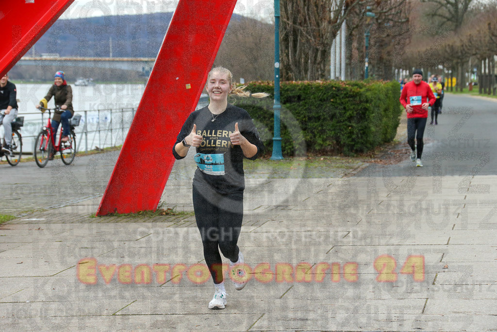 221231_1204_EX1_0312 | Sportfotografie im Rhein-Sieg Kreis, Köln, Bonn, NRW, Rheinland Pfalz, Hessen, etc. Unser Tätigkeitsfeld umfasst den Laufsport vom Volkslauf über den Marathon, Duathlon, Triathon bis zum Ultralauf wie Kölnpfad Ultra oder Schindertrail.