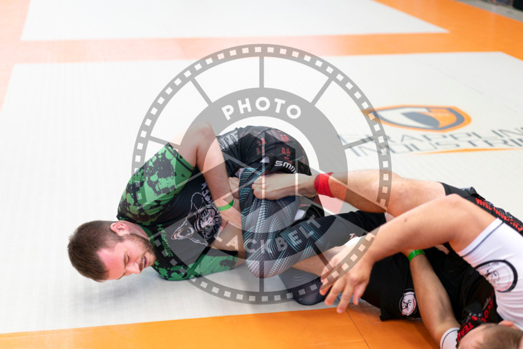 20240915PBB0228 | Athletes compete during the Grappling Industries’ grappling and Brazilian jiu-jitsu competition in Berlin, on September 15, 2024.