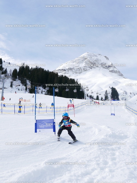 Lucca (1) | Photos von der Skischule Warth - Realisiert mit Pictrs.com