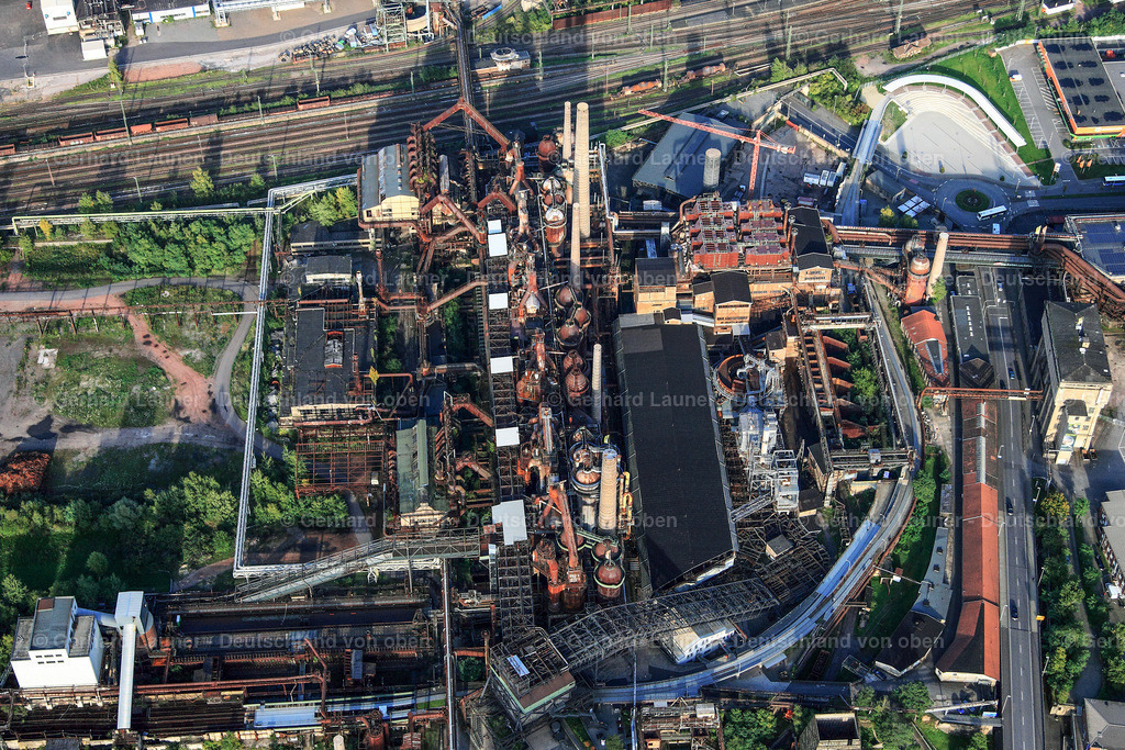 9000340 | Die Völklinger Hütte ist das weltweit einzige vollständig erhaltene Eisenwerk weltweit.Es ist das erste Industriedenkmal dieser Epoche, das in die Welterbeliste der UNESCO aufgenommen wurde