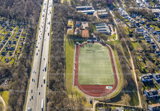 Hagen250302604 | Luftbild, Sportstadion Vorhalle Fußballstadion, Sportgemeinschaft Vorhalle 09 Fußball e.V., an der Autobahn A1, Vorhalle, Hagen, Ruhrgebiet, Nordrhein-Westfalen, Deutschland