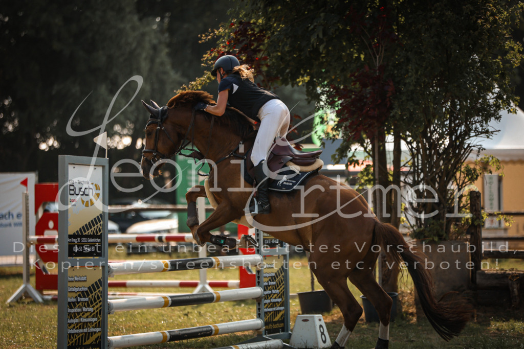 13.FrPfA00155 | Leoni Ertmer Photography - Realisiert mit Pictrs.com