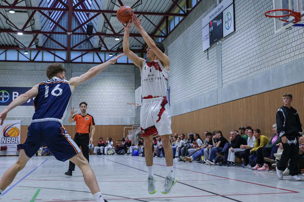 NBBL BAYER GIANTS vs Rostock Seawolves-108 | Fotos von Basketballspielen aus dem Raum NRW fotografiert von Gero Mueller-Laschet und Daniel Schaefer - Realisiert mit Pictrs.com