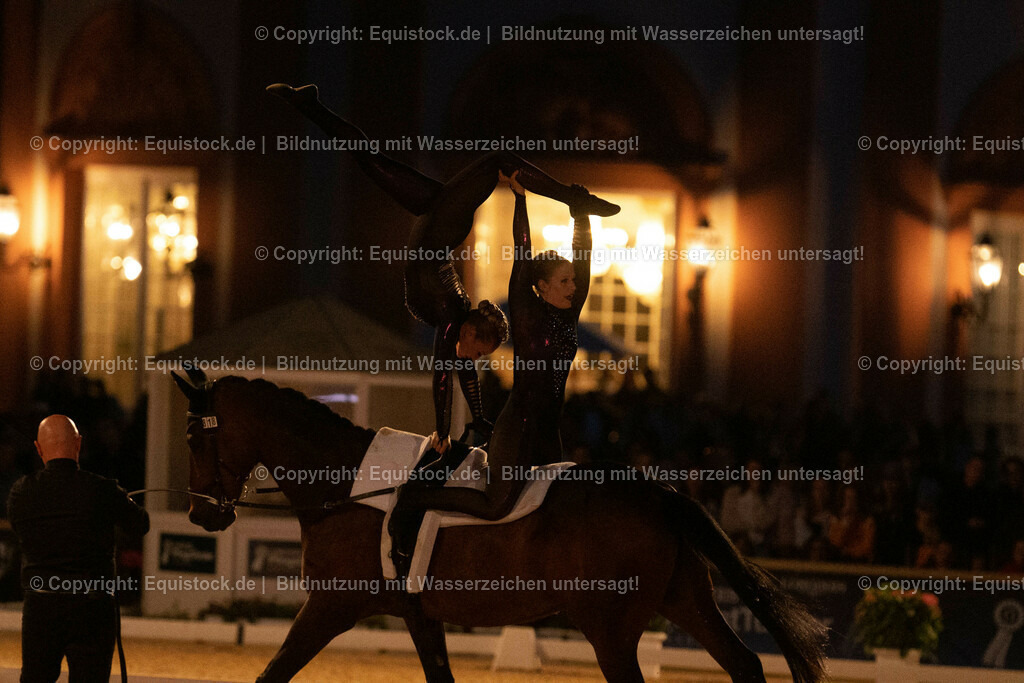 20230527_Voltigieren_NASPA_Flutlicht_0809 | equistock
